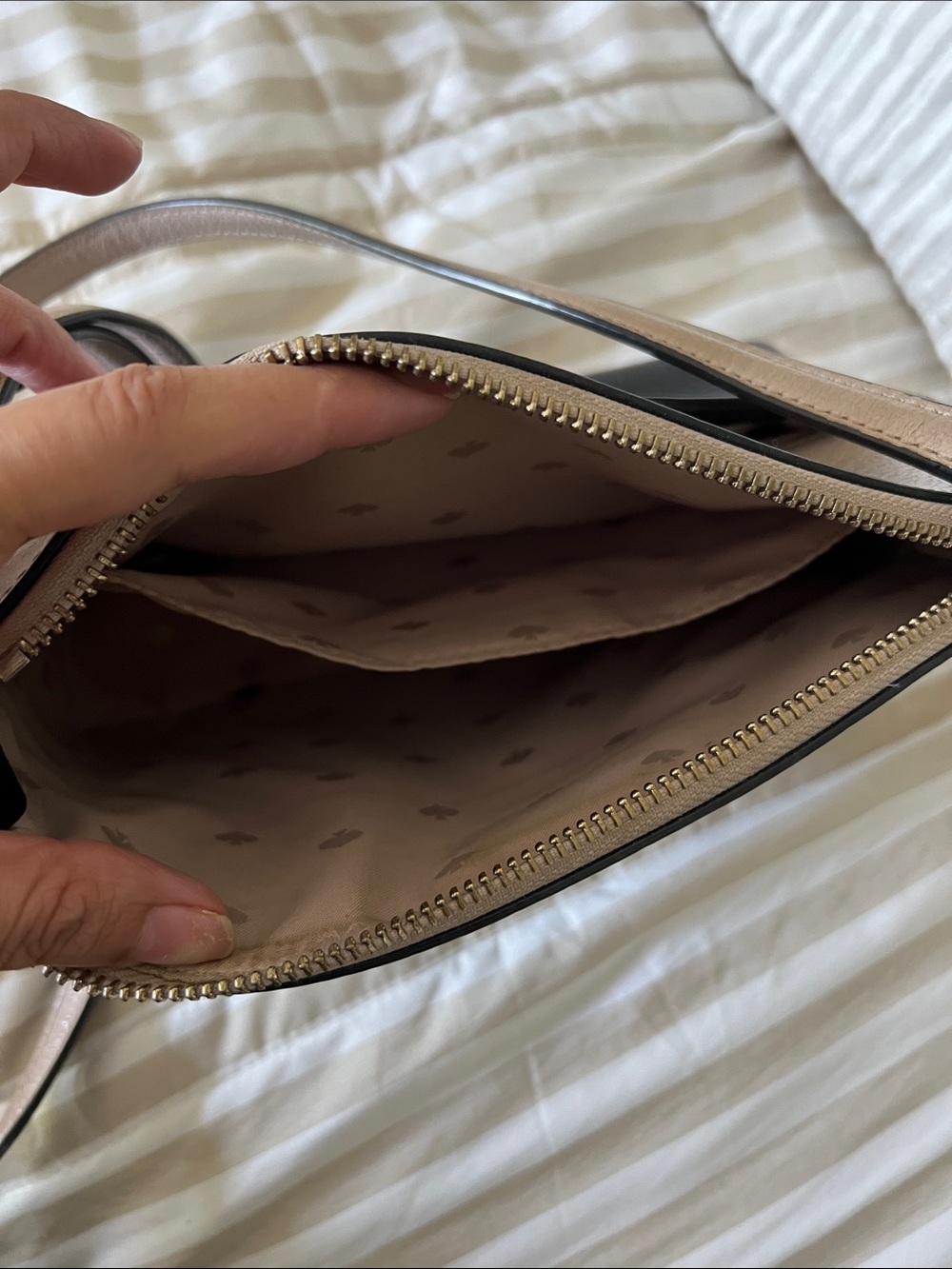 Kate Spade Crossbody Purse - Picture 2 of 2